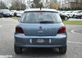 Пежо 307, объемом двигателя 2 л и пробегом 250 тыс. км за 3002 $, фото 2 на Automoto.ua