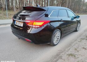 Хендай и40, объемом двигателя 1.69 л и пробегом 156 тыс. км за 9914 $, фото 1 на Automoto.ua