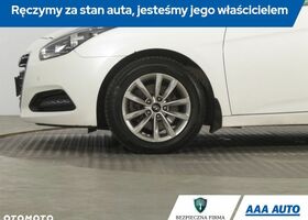 Хендай і40, об'ємом двигуна 1.69 л та пробігом 129 тис. км за 12527 $, фото 15 на Automoto.ua