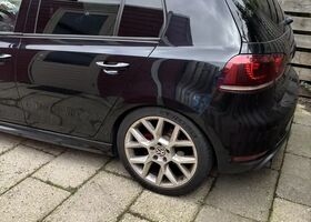 Фольксваген Гольф ГТІ 2011 у Європі на Automoto.ua Фольксваген Гольф ГТІ, об'ємом двигуна 1.98 л та пробігом 216 тис. км за 13687 $, фото 6 на Automoto.ua