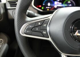 Мицубиси Кольт 2023 в Европе на Automoto.ua Красный Мицубиси Кольт, объемом двигателя 1.6 л и пробегом 16 тыс. км за 27851 $, фото 15 на Automoto.ua
