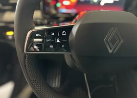 Рено R 4 2025 в Европе на Automoto.ua Серый Рено R 4, объемом двигателя 0 л и пробегом 10 тыс. км за 41438 $, фото 23 на Automoto.ua