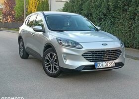 Форд Куга, объемом двигателя 1.5 л и пробегом 107 тыс. км за 19417 $, фото 1 на Automoto.ua