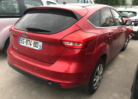 Форд Фокус 2016 в Европе на Automoto.ua Красный Форд Фокус, объемом двигателя 1.5 л и пробегом 132 тыс. км за 3042 $, фото 4 на Automoto.ua