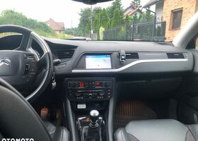 Сітроен С5, об'ємом двигуна 2 л та пробігом 246 тис. км за 6911 $, фото 8 на Automoto.ua