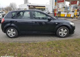 Киа Сид, объемом двигателя 1.4 л и пробегом 168 тыс. км за 3672 $, фото 10 на Automoto.ua