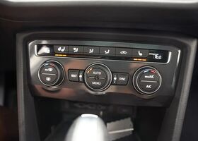 Фольксваген Tiguan Allspace 2020 в Европе на Automoto.ua Белый Фольксваген Tiguan Allspace, объемом двигателя 1.5 л и пробегом 118 тыс. км за 32516 $, фото 8 на Automoto.ua