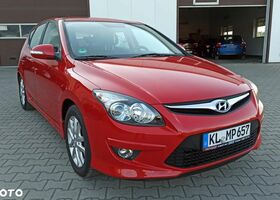 Хендай i30, об'ємом двигуна 1.4 л та пробігом 185 тис. км за 4082 $, фото 4 на Automoto.ua