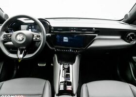 Альфа Ромео Джуниор 2025 в Европе на Automoto.ua Серый Альфа Ромео Джуниор, объемом двигателя 1 л и пробегом 350 тыс. км за 34601 $, фото 30 на Automoto.ua