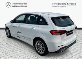 Мерседес Б-класс 2019 в Европе на Automoto.ua Белый Мерседес Б-класс, объемом двигателя 1 л и пробегом 72 тыс. км за 24189 $, фото 6 на Automoto.ua