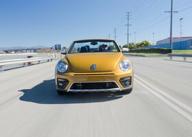 Volkswagen Beetle 2017 на тест-драйве, фото 4