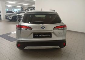 Тойота Corolla Cross 2023 в Европе на Automoto.ua Серый Тойота Corolla Cross, объемом двигателя 1.99 л и пробегом 39 тыс. км за 35897 $, фото 3 на Automoto.ua