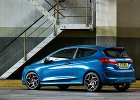 Ford Fiesta null на тест-драйве, фото 6