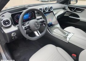 Мерседес Ц-Клас 2025 у Європі на Automoto.ua Сірий Мерседес Ц-Клас, об'ємом двигуна 1 л та пробігом 5 тис. км за 73463 $, фото 8 на Automoto.ua