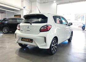 Мицубиси Спейс Стар 2022 в Европе на Automoto.ua Белый Мицубиси Спейс Стар, объемом двигателя 1.19 л и пробегом 44 тыс. км за 13870 $, фото 6 на Automoto.ua