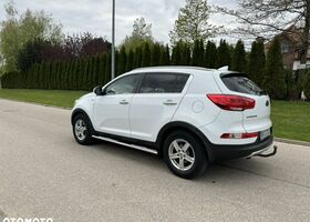 Киа Sportage, объемом двигателя 2 л и пробегом 215 тыс. км за 10778 $, фото 6 на Automoto.ua