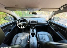 Кіа Sportage, об'ємом двигуна 2 л та пробігом 164 тис. км за 12635 $, фото 29 на Automoto.ua