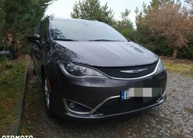 Крайслер Pacifica, об'ємом двигуна 3.61 л та пробігом 55 тис. км за 23758 $, фото 4 на Automoto.ua