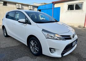 Тойота Версо 2015 в Европе на Automoto.ua Белый Тойота Версо, объемом двигателя 0 л и пробегом 140 тыс. км за 10307 $, фото 7 на Automoto.ua