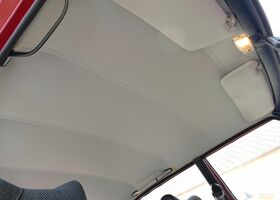 Мерседес 200 1974 в Европе на Automoto.ua Красный Мерседес 200, объемом двигателя 1.98 л и пробегом 110 тыс. км за 22903 $, фото 12 на Automoto.ua