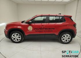 Джип Avenger 2023 в Европе на Automoto.ua Красный Джип Avenger, объемом двигателя 1.2 л и пробегом 285 тыс. км за 28730 $, фото 3 на Automoto.ua