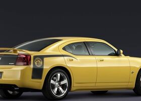 Додж Charger, Седан 2005 - н.в. 2,7i V6