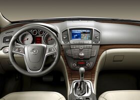 Опель Інсігнія, Седан 2008 - н.в. Sedan 2.0 Turbo