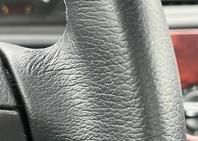 Мерседес ЦЛК-Класс 1999 в Европе на Automoto.ua Серый Мерседес ЦЛК-Класс, объемом двигателя 3.2 л и пробегом 49 тыс. км за 46900 $, фото 18 на Automoto.ua