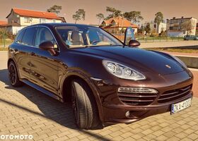 Порше Cayenne, об'ємом двигуна 4.13 л та пробігом 216 тис. км за 34125 $, фото 5 на Automoto.ua