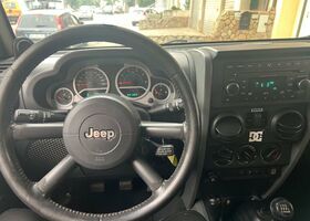 Джип Вранглер 2007 в Европе на Automoto.ua Синий Джип Вранглер, объемом двигателя 2.78 л и пробегом 290 тыс. км за 15500 $, фото 14 на Automoto.ua