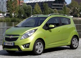 Шевроле Спарк, Хэтчбек 2010 - н.в. 1,2 i (81 Hp)