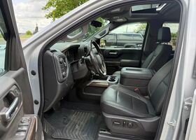 Шевроле Сильверадо 2021 в Европе на Automoto.ua Серый Шевроле Сильверадо, объемом двигателя 3 л и пробегом 148 тыс. км за 48792 $, фото 5 на Automoto.ua