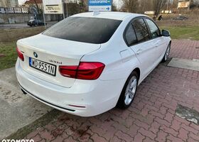 БМВ 3 Серия, объемом двигателя 2 л и пробегом 104 тыс. км за 19222 $, фото 5 на Automoto.ua