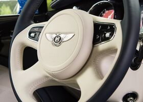 Bentley Mulsanne 2017 зображення 12 Bentley Mulsanne 2017 на тест-драйві, фото 12