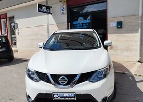 Ніссан Кашкай 2014 у Європі на Automoto.ua Білий Ніссан Кашкай, об'ємом двигуна 1.46 л та пробігом 162 тис. км за 10490 $, фото 1 на Automoto.ua