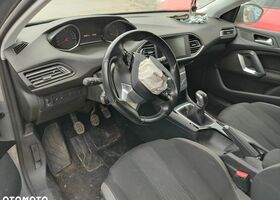 Пежо 308, объемом двигателя 1.56 л и пробегом 150 тыс. км за 4298 $, фото 7 на Automoto.ua