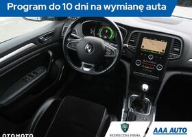 Рено Меган, объемом двигателя 1.6 л и пробегом 192 тыс. км за 9935 $, фото 7 на Automoto.ua