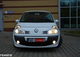 Рено Модус 2009 в Европе на Automoto.ua Белый Рено Модус, объемом двигателя 1 л и пробегом 171 тыс. км за 12800 $, фото 31 на Automoto.ua