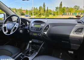 Хендай іх35, об'ємом двигуна 2 л та пробігом 94 тис. км за 12678 $, фото 5 на Automoto.ua