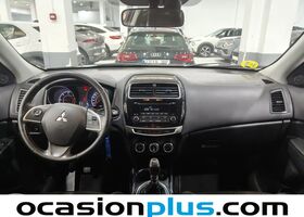 Міцубісі АСХ 2015 у Європі на Automoto.ua Сірий Міцубісі АСХ, об'ємом двигуна 1.8 л та пробігом 110 тис. км за 14648 $, фото 5 на Automoto.ua