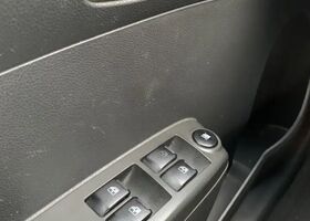 Шевроле Спарк 2012 в Европе на Automoto.ua Белый Шевроле Спарк, объемом двигателя 1 л и пробегом 365 тыс. км за 1577 $, фото 11 на Automoto.ua