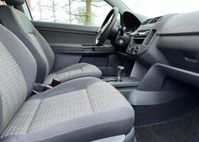 Фольксваген Поло 2006 в Европе на Automoto.ua Серый Фольксваген Поло, объемом двигателя 1.39 л и пробегом 98 тыс. км за 7019 $, фото 10 на Automoto.ua