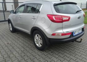 Кіа Sportage, об'ємом двигуна 2 л та пробігом 166 тис. км за 9482 $, фото 15 на Automoto.ua