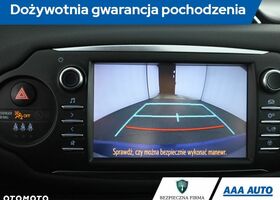 Тойота Яріс, об'ємом двигуна 1.5 л та пробігом 62 тис. км за 13823 $, фото 19 на Automoto.ua