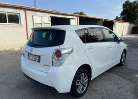 Тойота Версо 2015 в Европе на Automoto.ua Белый Тойота Версо, объемом двигателя 0 л и пробегом 140 тыс. км за 10307 $, фото 9 на Automoto.ua