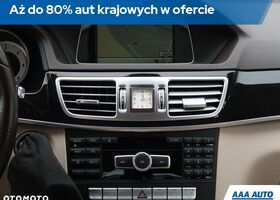 Мерседес Е-Класс, объемом двигателя 2.14 л и пробегом 99 тыс. км за 20086 $, фото 12 на Automoto.ua