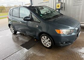 Мицубиси Кольт 2009 в Европе на Automoto.ua Мицубиси Кольт, объемом двигателя 0 л и пробегом 240 тыс. км за 1999 $, фото 7 на Automoto.ua