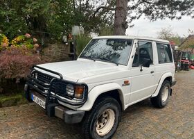 Міцубісі Паджеро 1987 у Європі на Automoto.ua Білий Міцубісі Паджеро, об'ємом двигуна 0 л та пробігом 198 тис. км за 8950 $, фото 2 на Automoto.ua