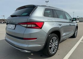 Серый Шкода Kodiaq, объемом двигателя 1.97 л и пробегом 64 тыс. км за 37664 $, фото 4 на Automoto.ua