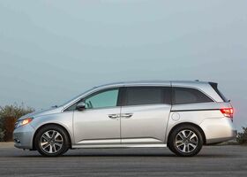 Honda Odyssey 2017 на тест-драйве, фото 4